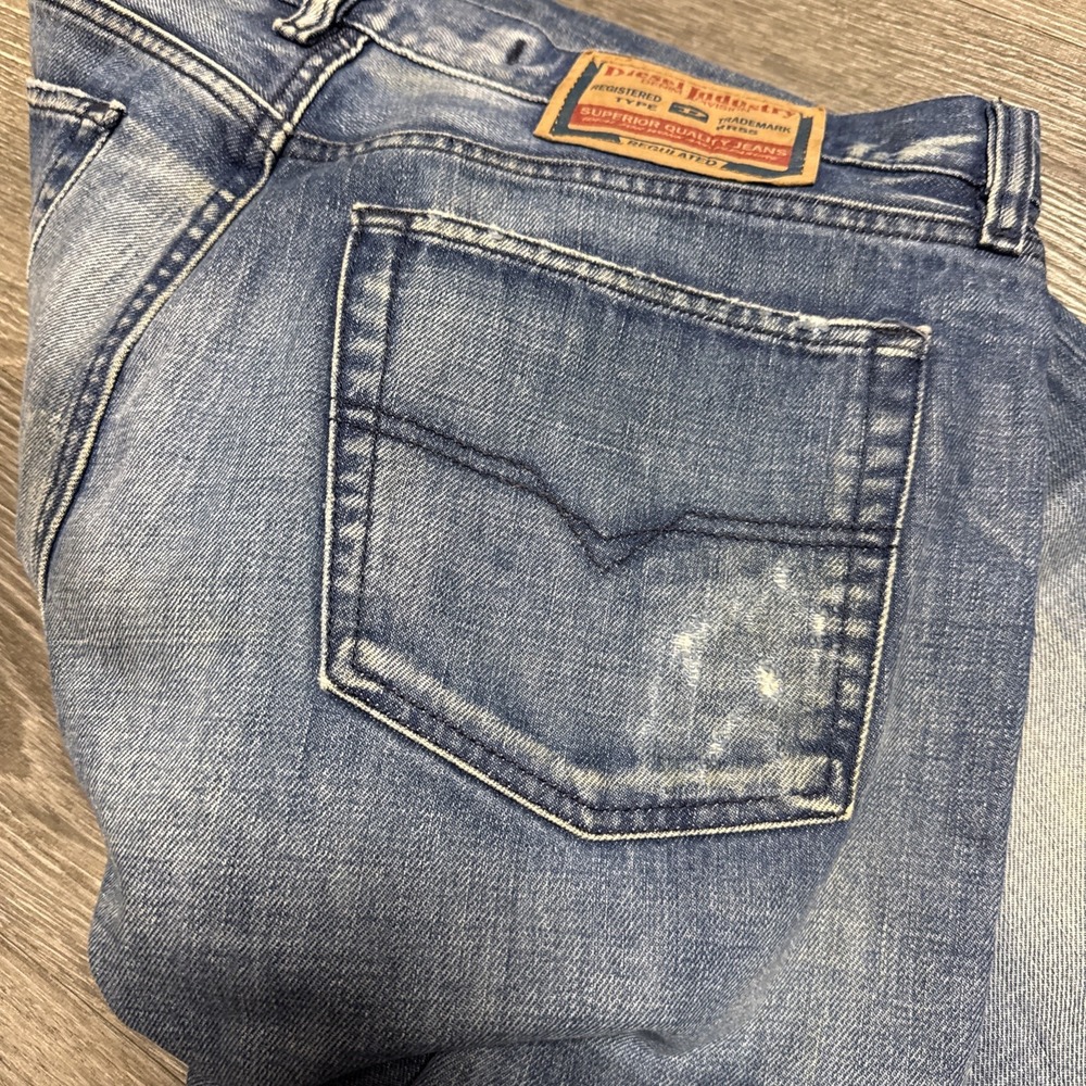 Vintage Diesel Jeans Mens 38x30 Blue Kratt Straight Button Fly Made Italy Baggy - Picture 5 of 9